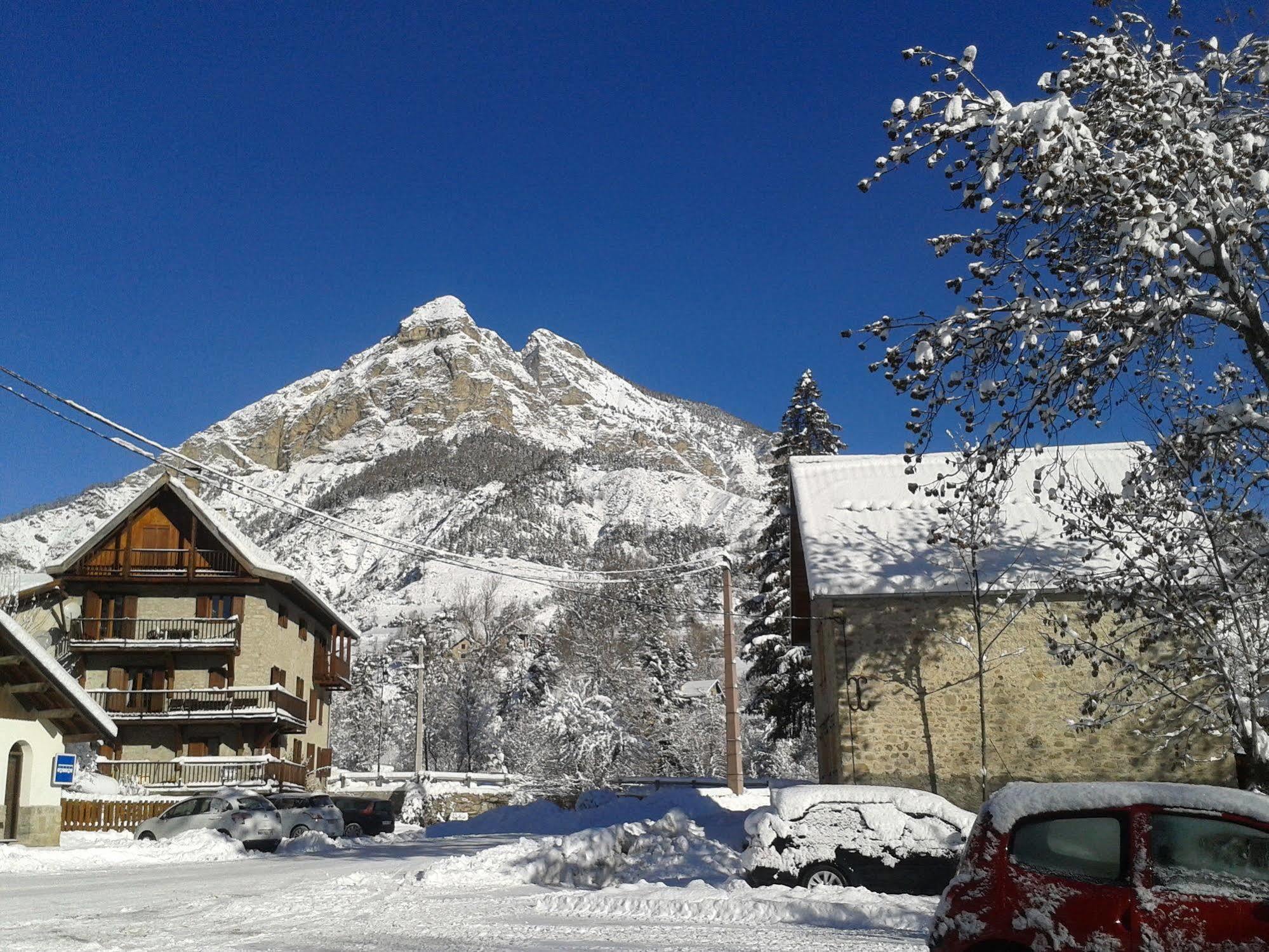 Hotel Le Martagon Villars-Colmars Екстериор снимка